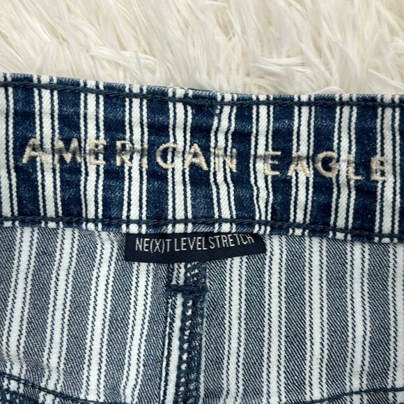 American Eagle Shorts Size 8 - Picture 3 of 10